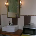 Chambres D'hotes Intra Muros Bed & Breakfast