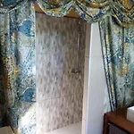 Bed & Breakfast Chambres D'hotes Intra Muros