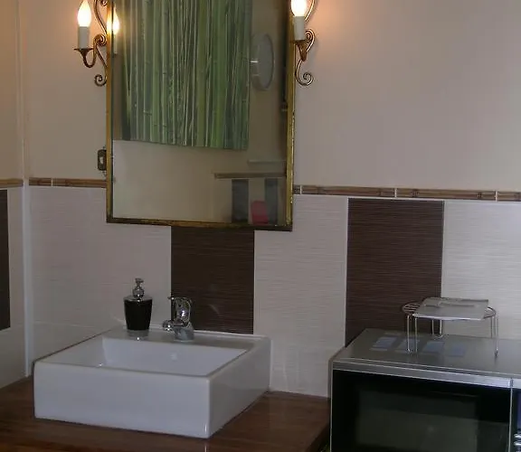 Chambres D'hotes Intra Muros Oda ve Kahvaltı